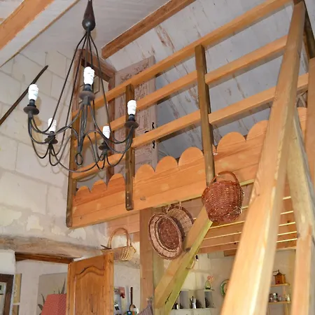 Romantic Loire Hideaway, Cleaning Included * Les Bois-d'Anjou