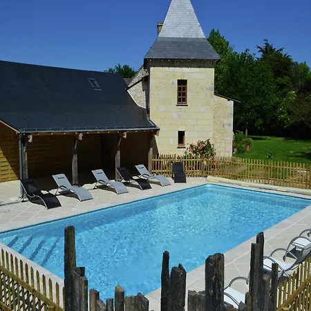 Romantic Loire Hideaway, Cleaning Included * Les Bois-d'Anjou