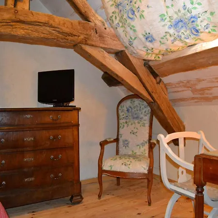 Romantic Loire Hideaway, Cleaning Included