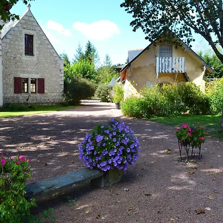 Romantic Loire Hideaway, Cleaning Included Σπίτι διακοπών *