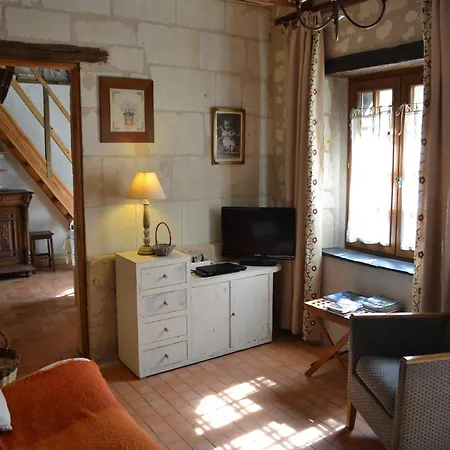 Romantic Loire Hideaway, Cleaning Included * Les Bois-d'Anjou