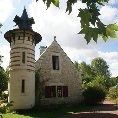 Romantic Loire Hideaway, Cleaning Included * Les Bois-d'Anjou