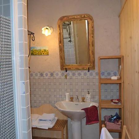 בית נופש Romantic Loire Hideaway, Cleaning Included Les Bois-d'Anjou