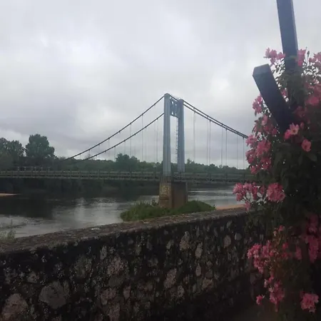 Romantic Loire Hideaway, Cleaning Included * Les Bois-d'Anjou
